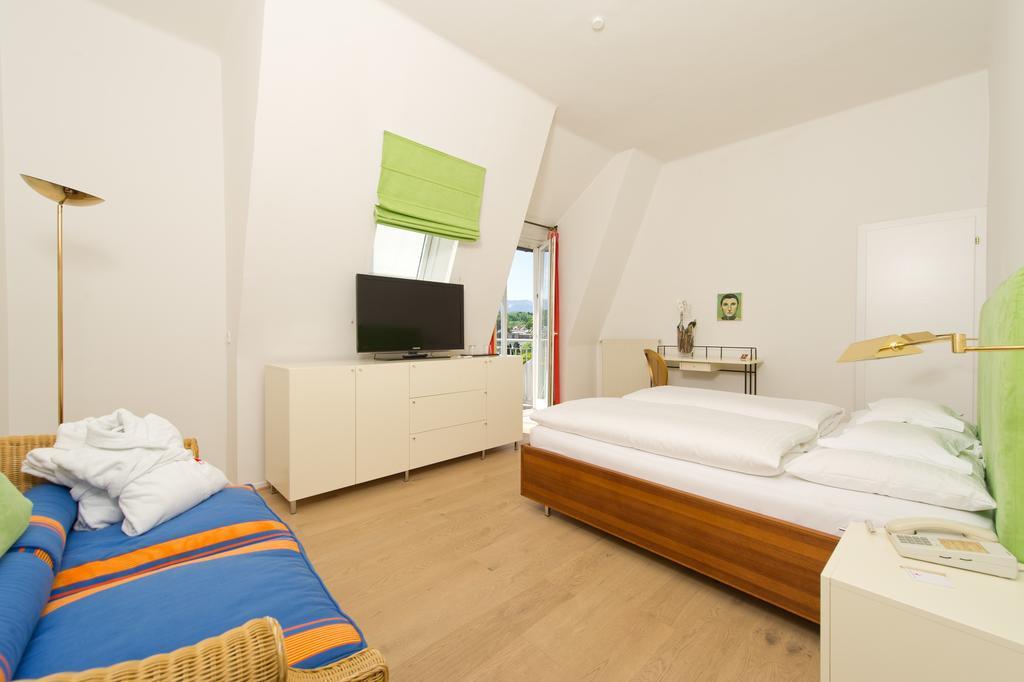 Seehotel Hubertushof Velden am Woerthersee Bilik gambar